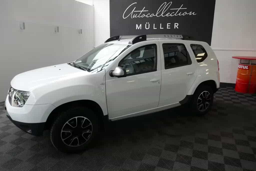 Dacia Duster I Prestige 4x2 Navi*KAMERA*LEDER*PDC*AHK* 12/2017-photo-5