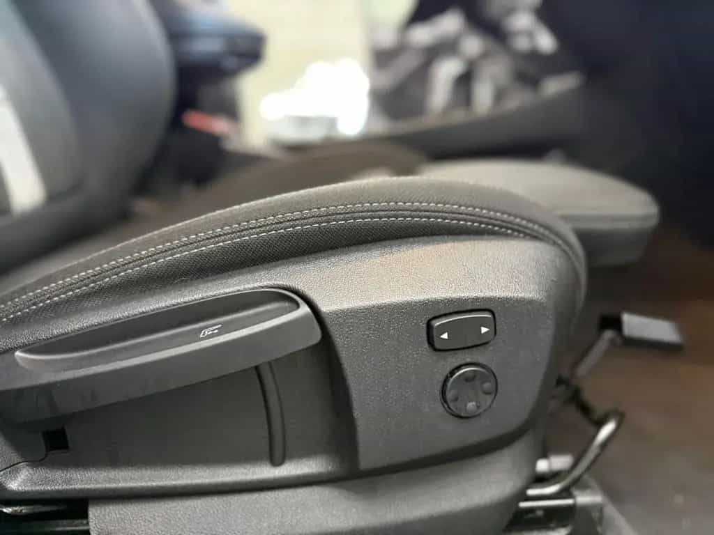 BMW X1 sDrive 18 i Advantage 08/2018-photo-12