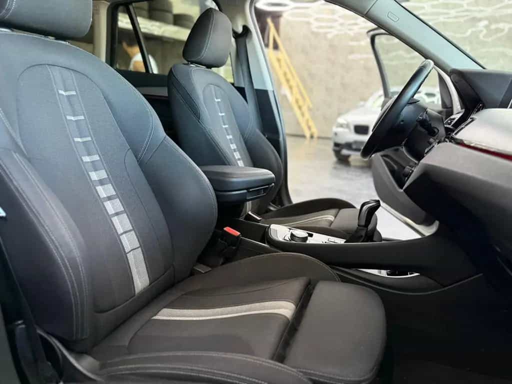BMW X1 sDrive 18 i Advantage 08/2018-photo-13