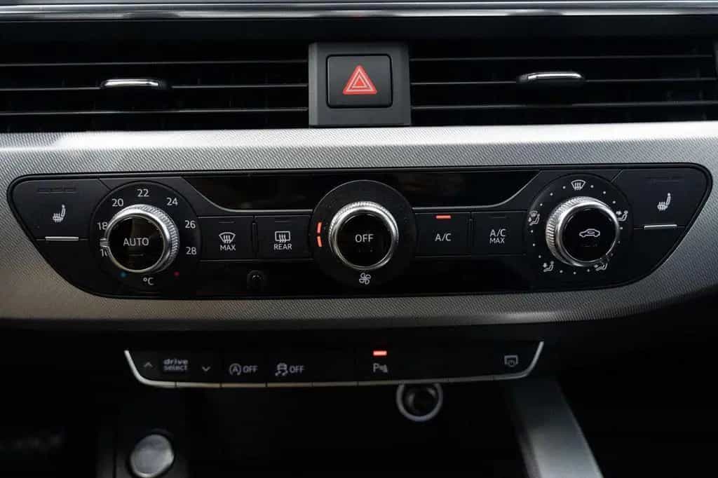 Audi A4 2.0TFSI G-tron avant Sport-line! Garantie! Tr 02/2018-photo-32