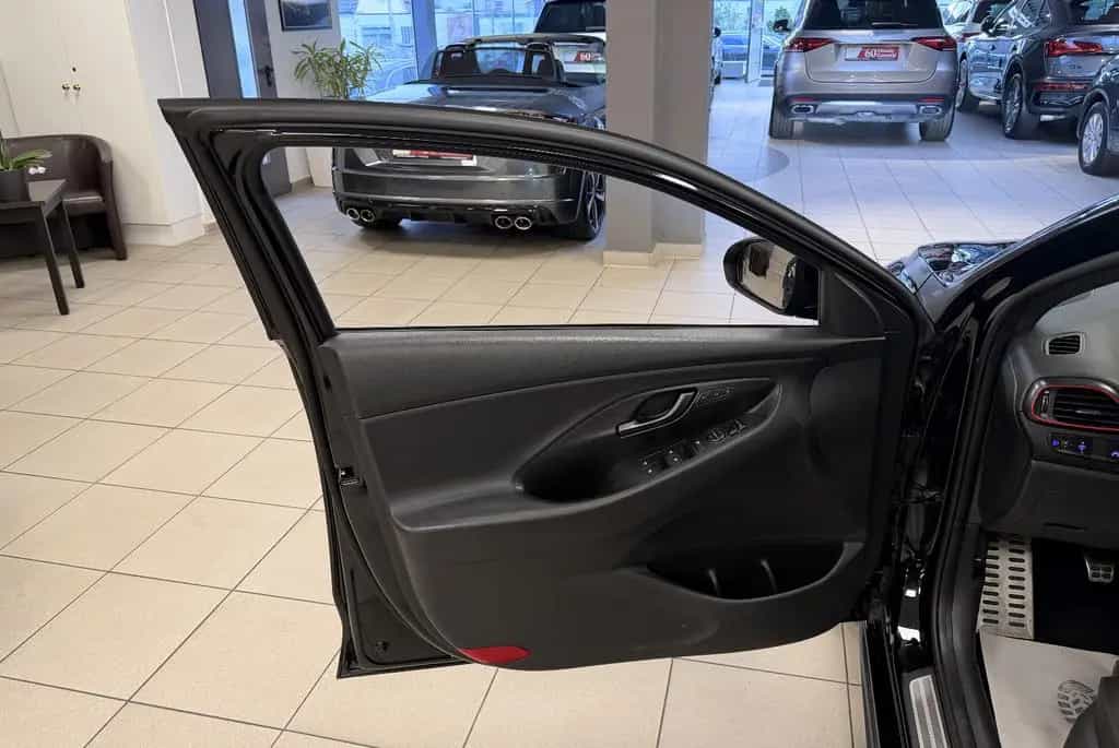 Hyundai i30 Fastback N Performance *PanSD*Kamera*Memory 01/2020-photo-34