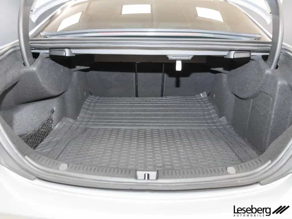 Mercedes-Benz E 200 LED/Distronic/Kamera/Navi/9G/Ambiente/Shz 12/2021-photo-8