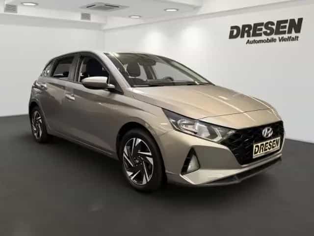 Hyundai i20 1.0 T-GDI Trend Sitzheizung/Rückfahrkamera/D 07/2021-photo-1