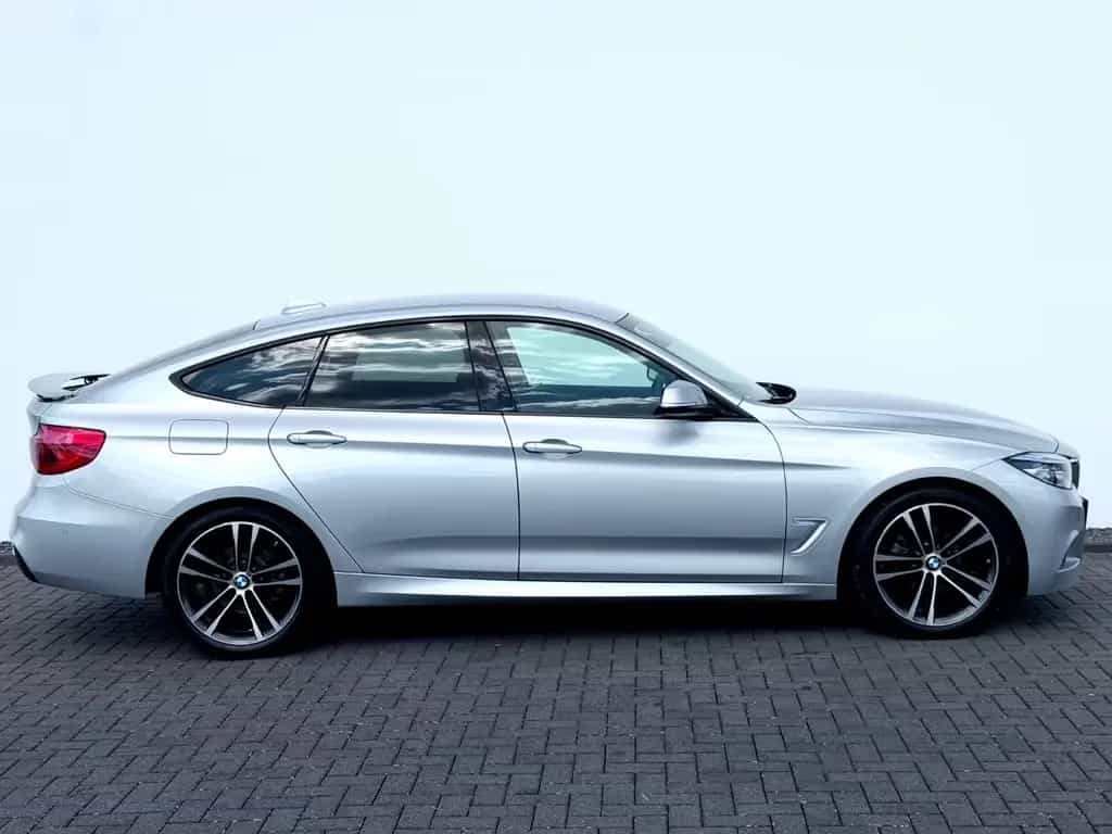 BMW 320 i Gran Turismo M Sport Paket /NAVI/LED/HUD/ 07/2018-photo-3