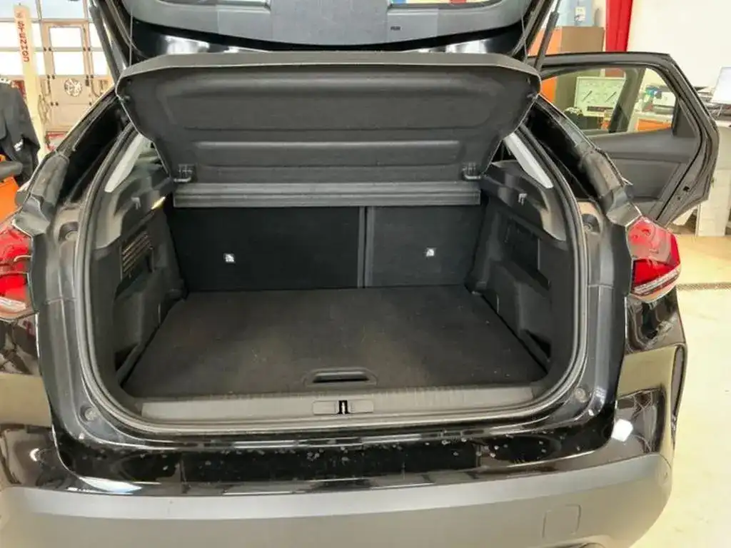 Citroën C4 Feel Pack 1.2 PureTech 130 Kamera Navi App 07/2023-photo-16