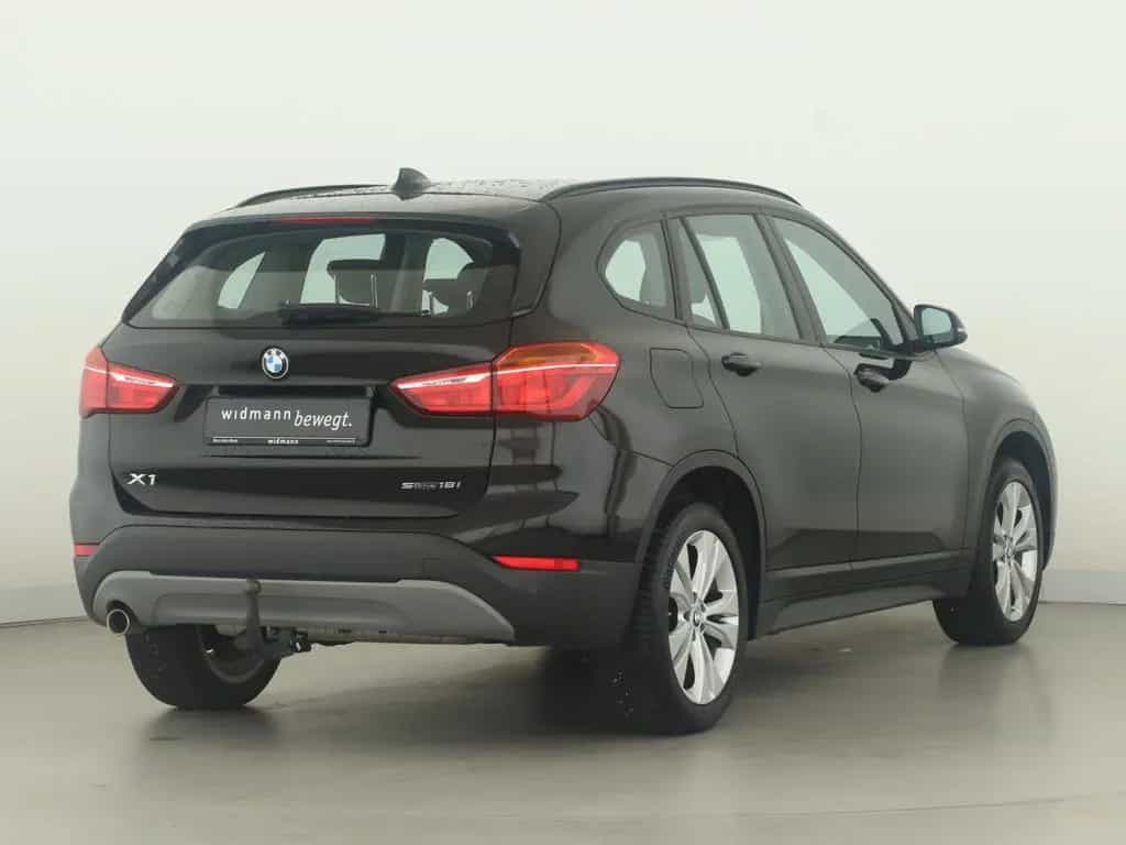 BMW X1 sDrive18i *AHK*ACC*LED*Parktronic*Leder*SHZ** 11/2018-photo-1