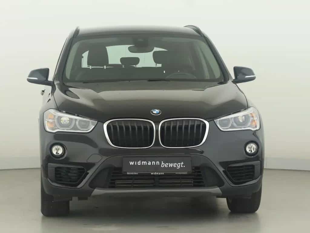 BMW X1 sDrive18i *AHK*ACC*LED*Parktronic*Leder*SHZ** 11/2018-photo-2