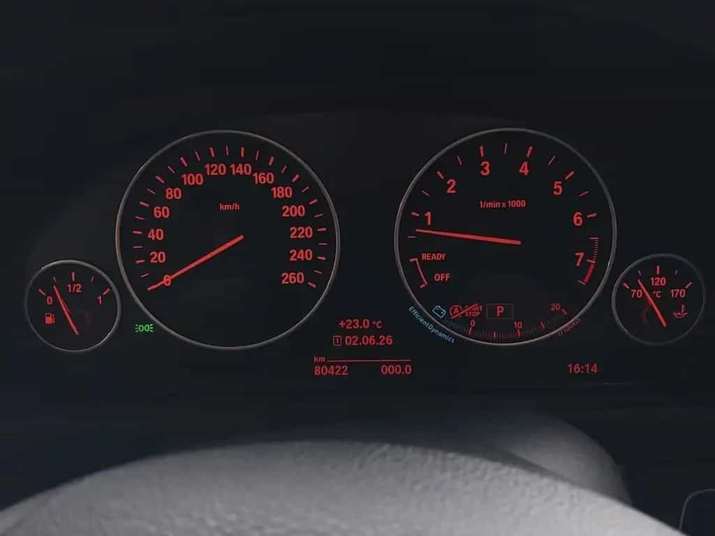 BMW 320 i Touring Steptronic PANO AHK LED LEDER NAV 02/2018-photo-15