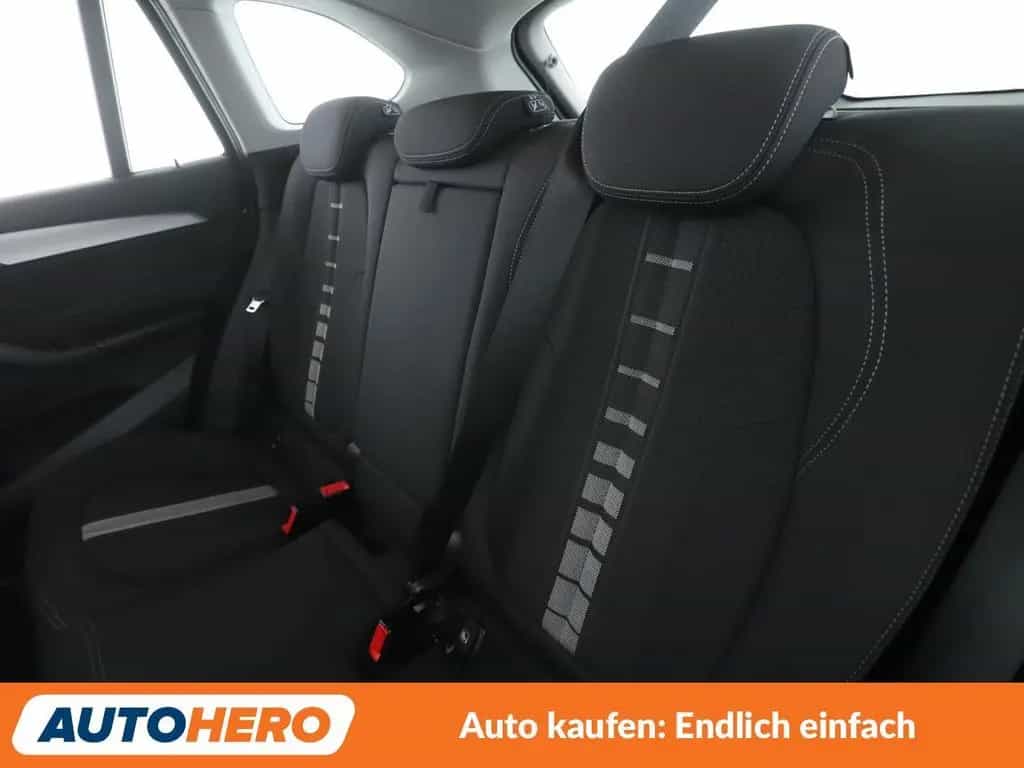 BMW X1 sDrive 20i Advantage Aut.*NAVI*TEMPO*PDC*SHZ* 04/2019-photo-13