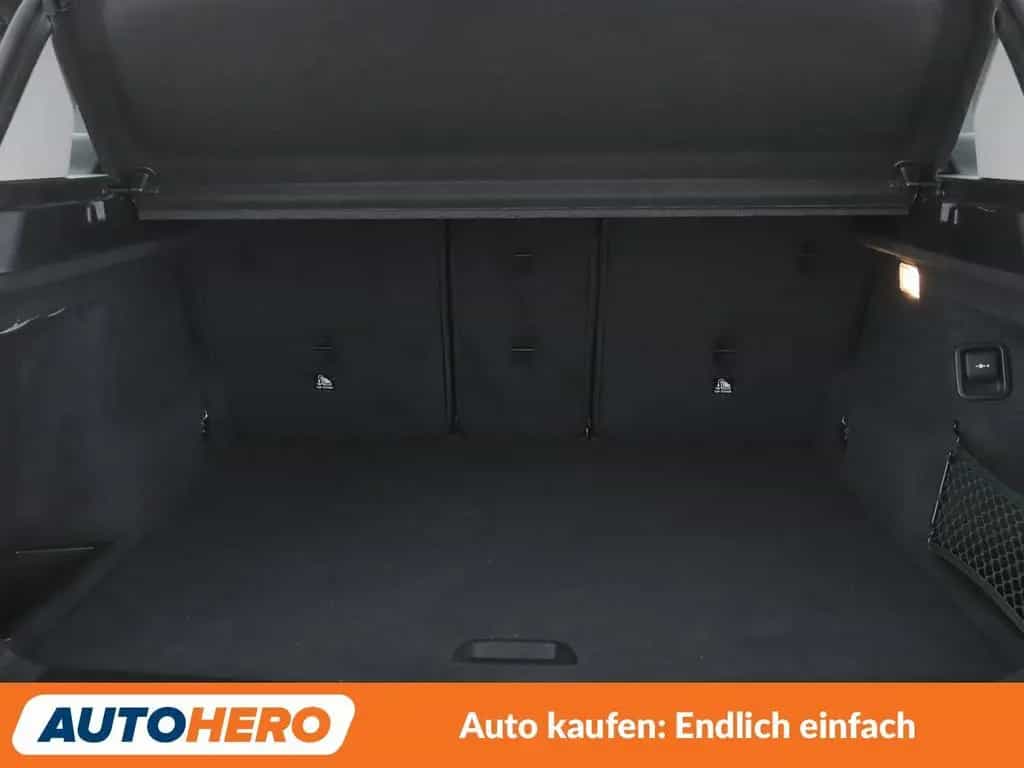 BMW X1 sDrive 20i Advantage Aut.*NAVI*TEMPO*PDC*SHZ* 04/2019-photo-17