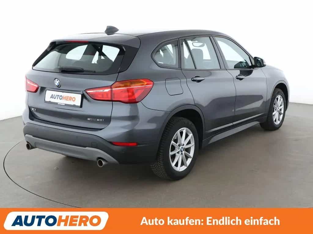 BMW X1 sDrive 20i Advantage Aut.*NAVI*TEMPO*PDC*SHZ* 04/2019-photo-5