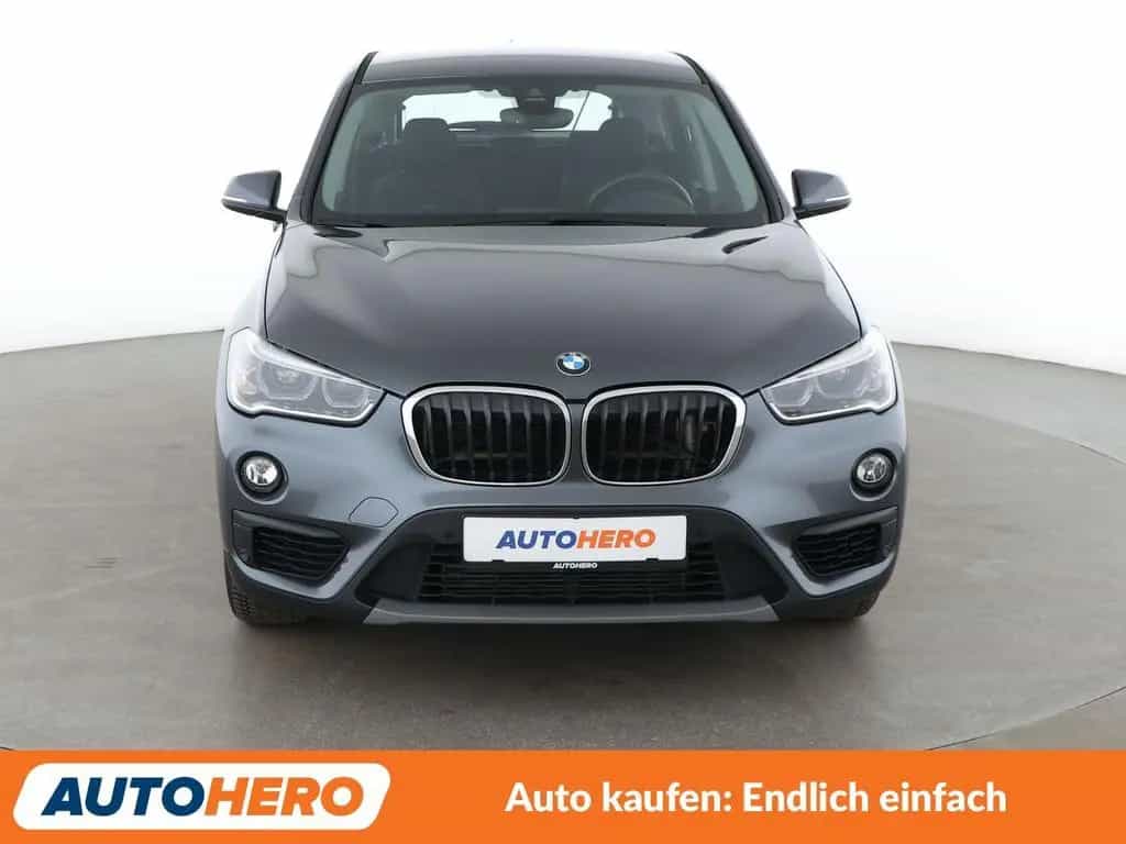 BMW X1 sDrive 20i Advantage Aut.*NAVI*TEMPO*PDC*SHZ* 04/2019-photo-8