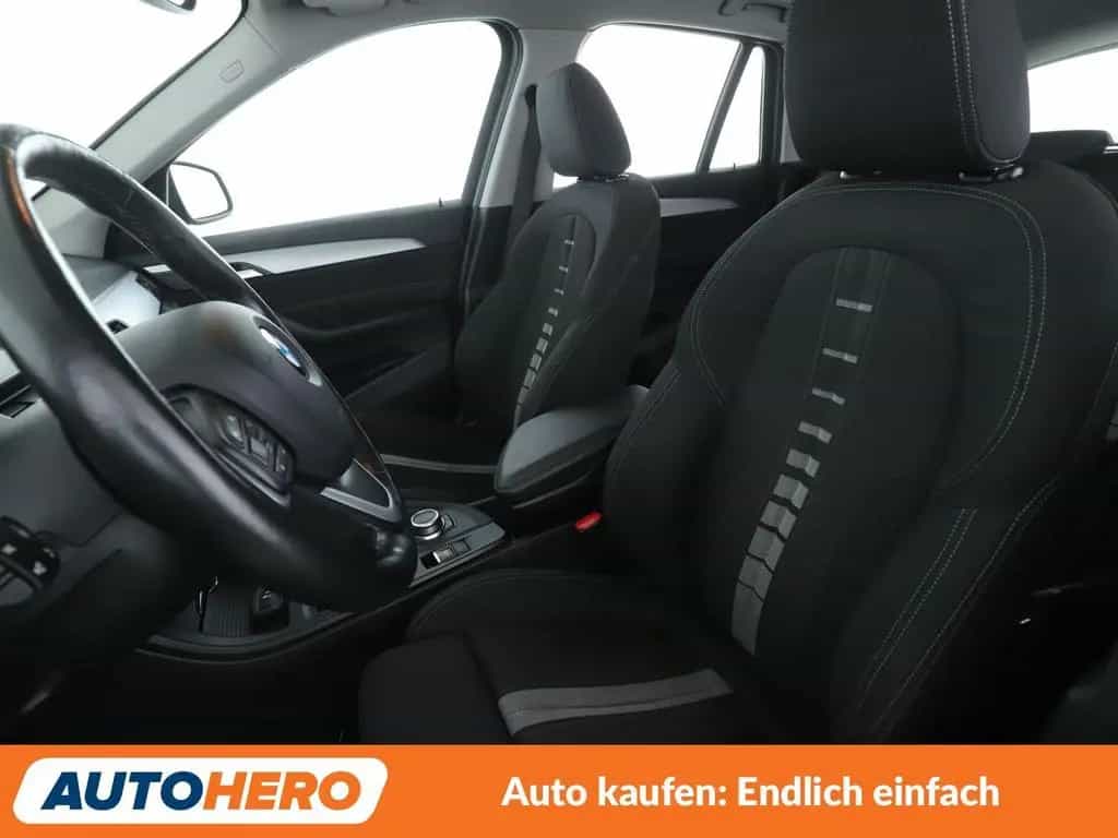BMW X1 sDrive 20i Advantage Aut.*NAVI*TEMPO*PDC*SHZ* 04/2019-photo-9