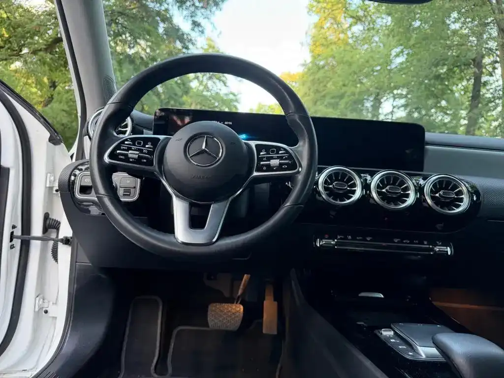Mercedes-Benz A 250 e Automatik 1.Hand Orig.68tkm 11/2022-photo-14