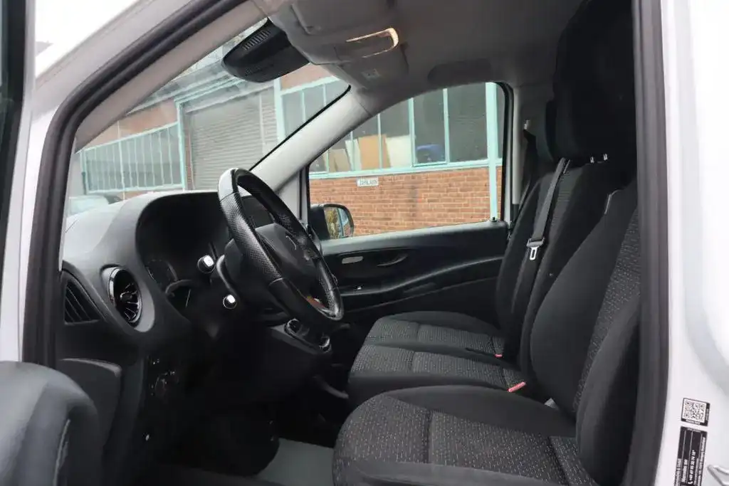 Mercedes-Benz Vito 114 CDI Lang 05/2023-photo-6