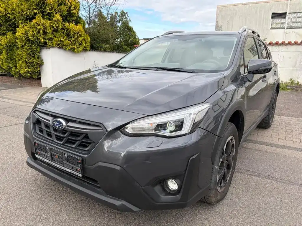 Subaru XV 1.6i Lineartronic 4WD APPLE ANDROID LEDER L 05/2023-photo-1
