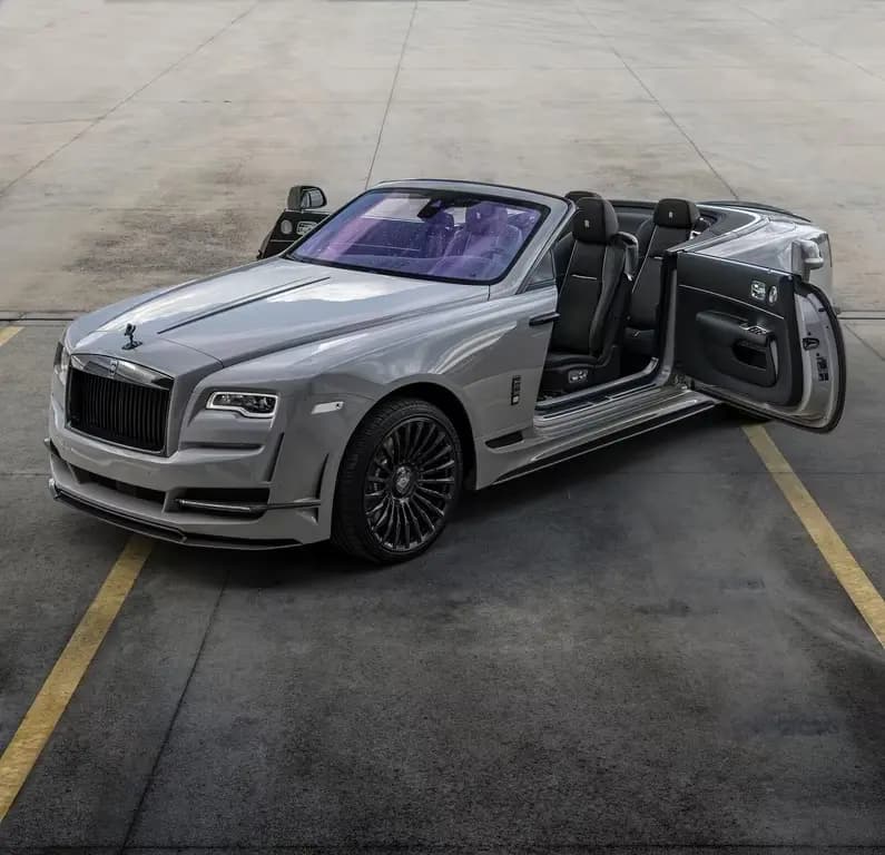 Main__Slider__Photo:Rolls-Royce Dawn ONYX DAWN EDITION 01/2022-0