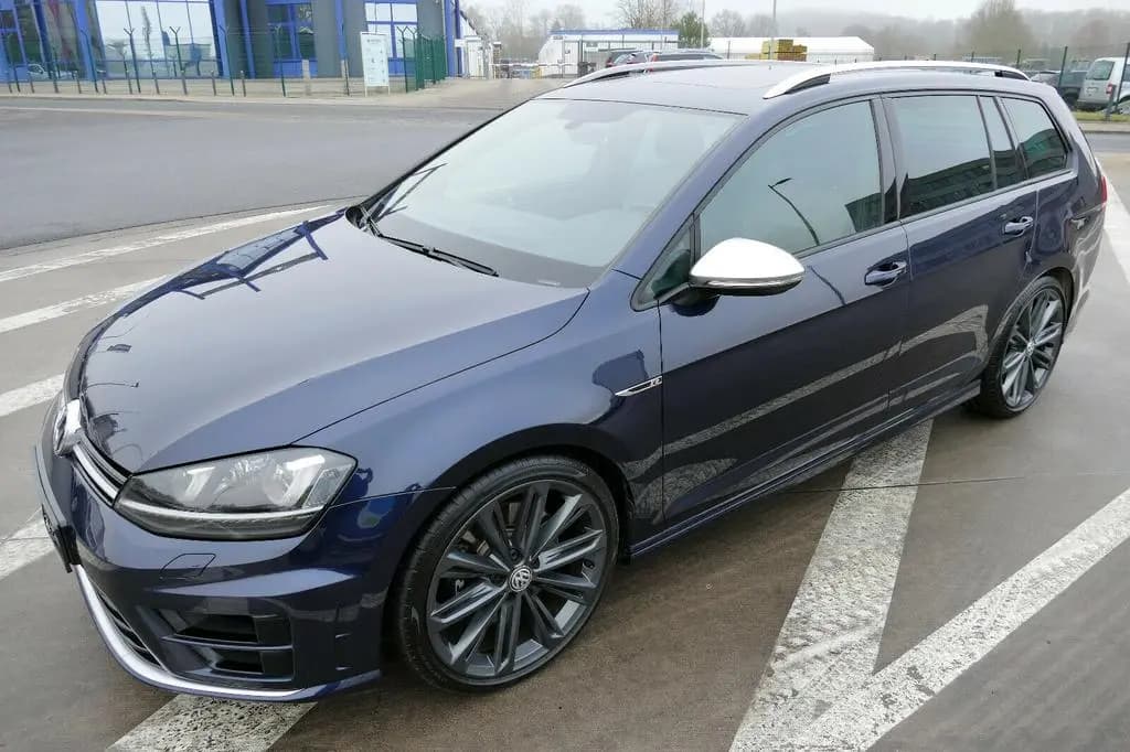 Main__Slider__Photo:Volkswagen Golf 2.0 TSI DSG 4MOTION BMT R Variant PANO NAVI 01/2017-0