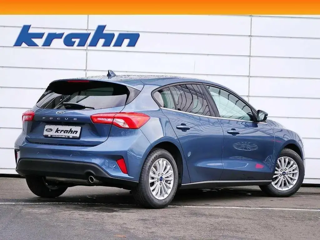 Main__Slider__Photo:Ford Focus 1.0 EcoBoost Titanium X | WINTER PAKET | 11/2021-1
