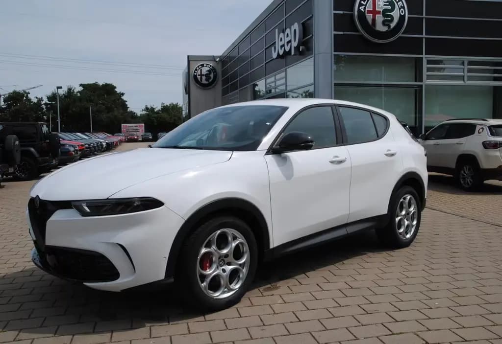 Main__Slider__Photo:Alfa Romeo Tonale Sprint 1.6 VGT-D Premium-Paket LED RFK 04/2025-0