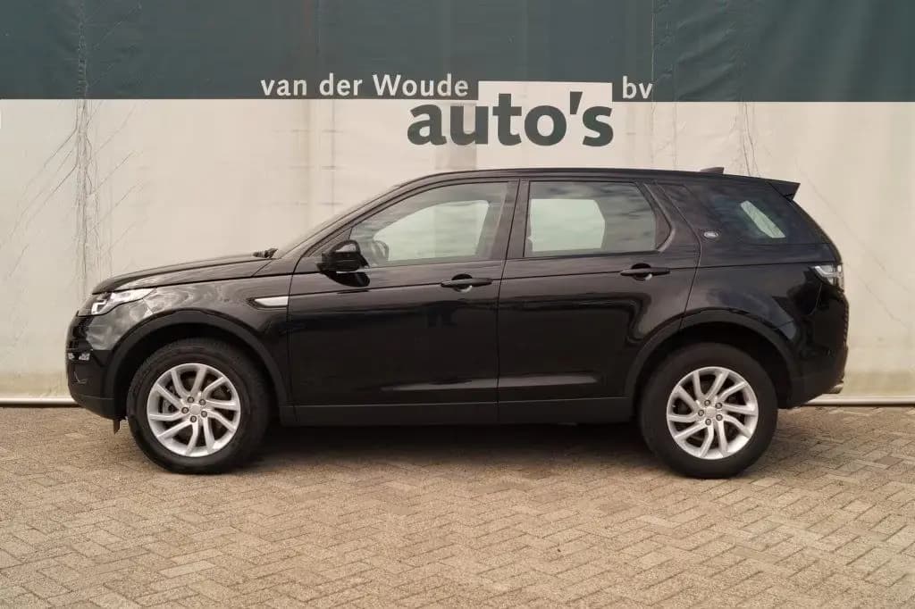 Main__Slider__Photo:Land Rover Discovery Sport 2.0 TD4 150pk automatik Urban Se 11/2017-0