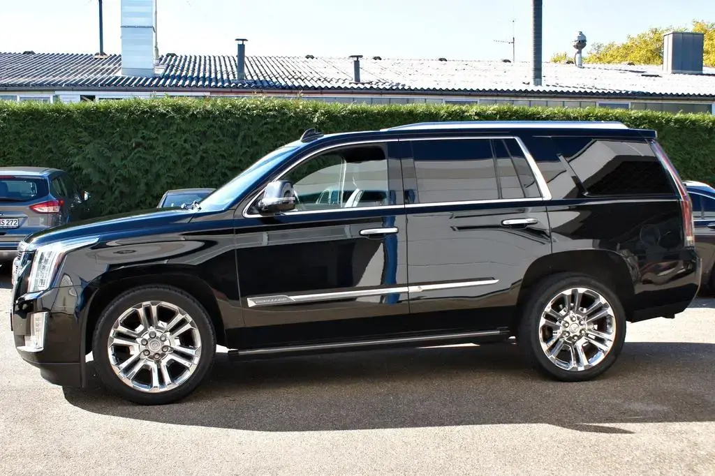 Main__Slider__Photo:Cadillac Escalade 6.2 V8 AWD Premium Collection 22 ZOLL 06/2015-1