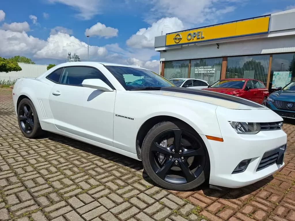 Main__Slider__Photo:Chevrolet Camaro Coupé 6,2l V8 SS +Schaltgetriebe+ 07/2015-0