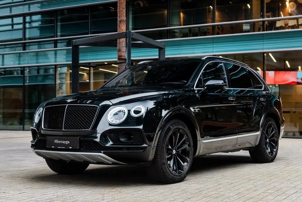 Main__Slider__Photo:Bentley Bentayga 4.0 V8 Diesel 4WD Autom. 03/2018-0