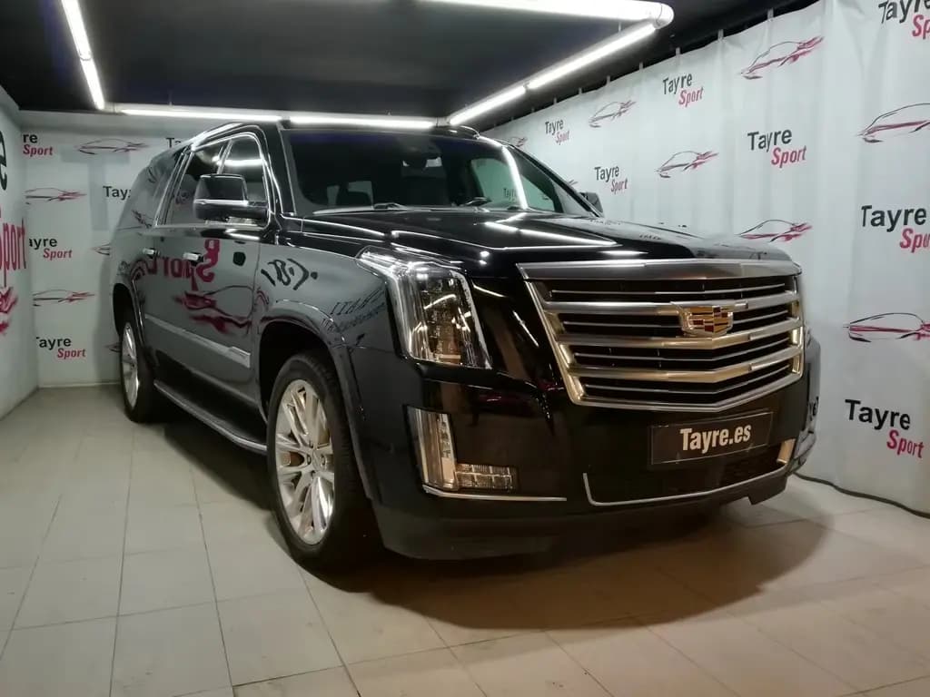 Main__Slider__Photo:Cadillac Escalade 6.2 V8 Platinum Autom. 07/2018-0