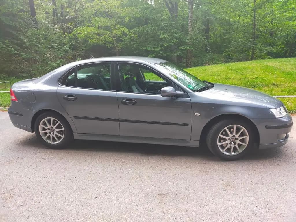 Main__Slider__Photo:Saab 9-3 1.8t Vector Sport-Limousine Automatik Vector 10/2006-0