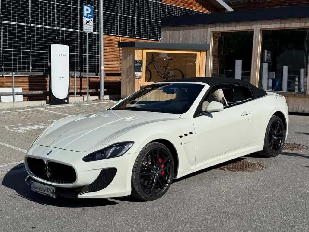 Main__Slider__Photo:Maserati GranCabrio MC 4.7 V8 460PS, 19% MwSt 12/2016-0