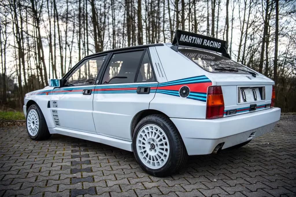 Main__Slider__Photo:Lancia Delta HF Integrale EVO SS  Martini 5 H-Gutachten 04/1992-0