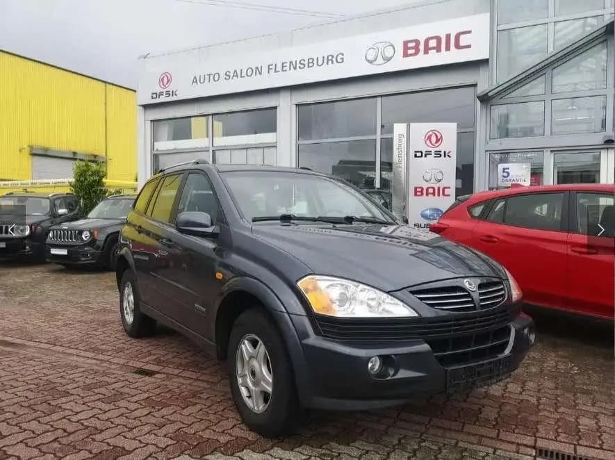 Main__Slider__Photo:Ssangyong Kyron Xdi 2WD Automatik* AHK 2.300KG *Verkauf im 11/2006-0