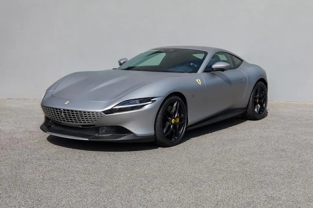 Main__Slider__Photo:Ferrari Roma 03/2023-0