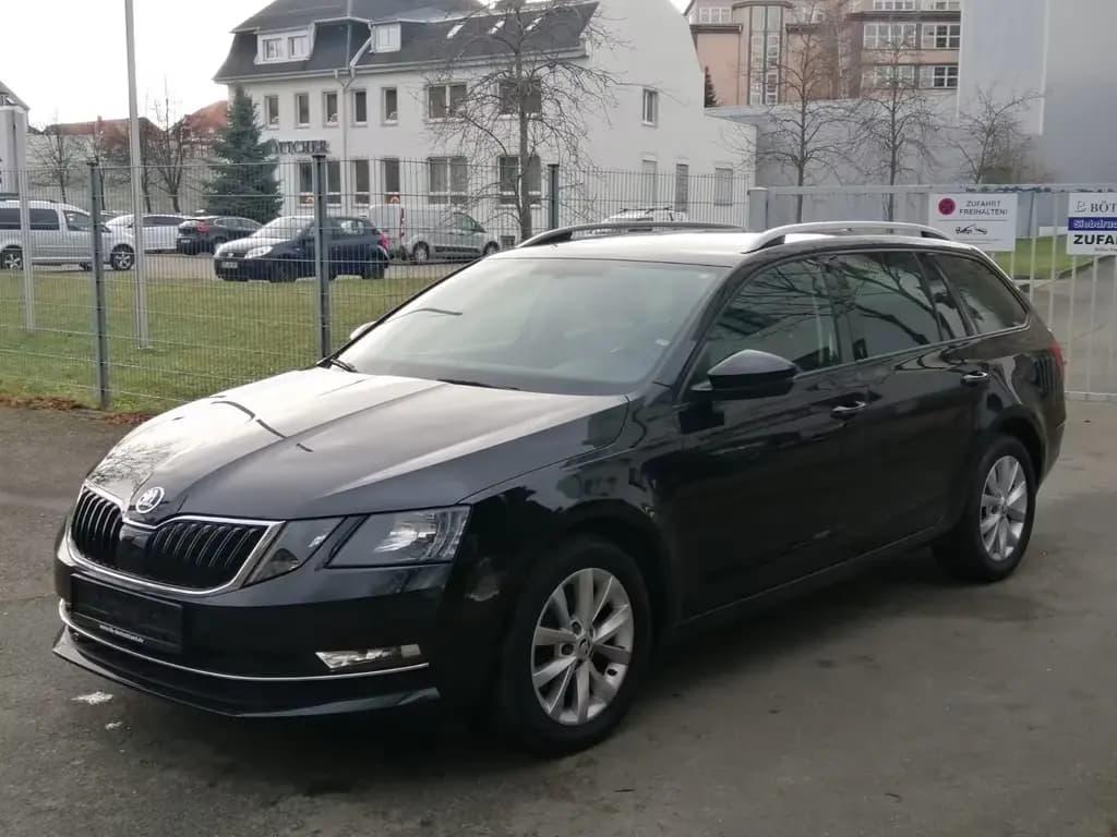 Main__Slider__Photo:Skoda Octavia Combi "Style 4x4" 01/2019-0