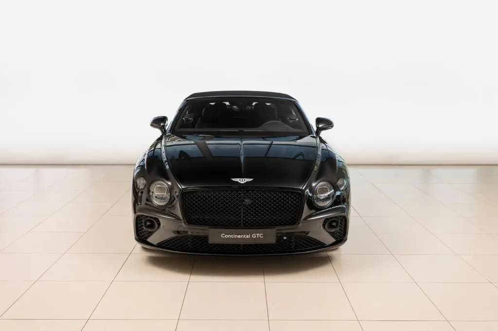 Main__Slider__Photo:Bentley Continental GTC Azure V8 07/2025-0