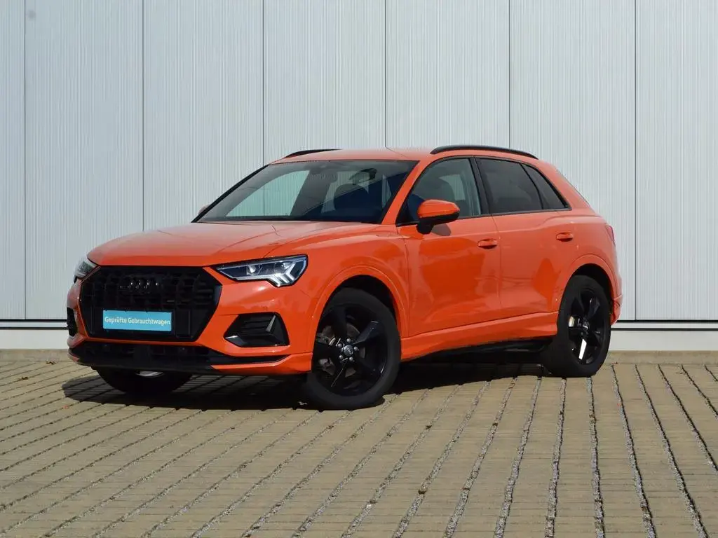 Main__Slider__Photo:Audi Q3 35 TFSI S-tronic Advanced OPTIK-SW/AHK/LED/18 08/2019-1
