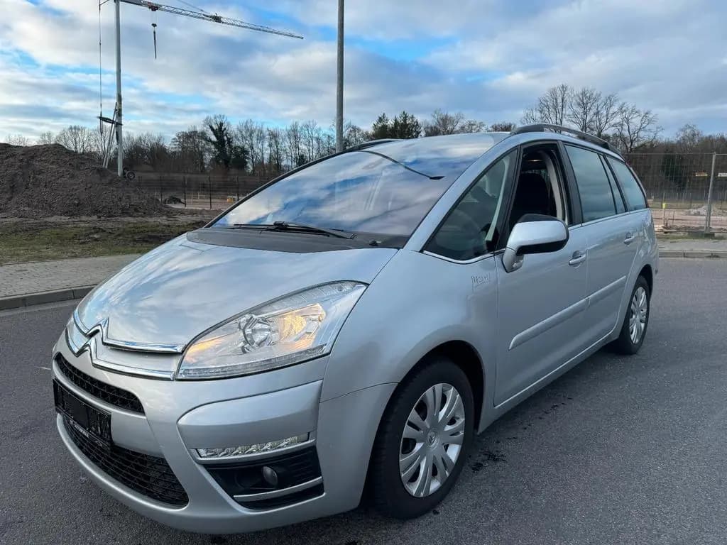 Main__Slider__Photo:Citroën Grand C4 Picasso / SpaceTourer Grand C4 Picasso  1.6 Tendance 07/2011-0