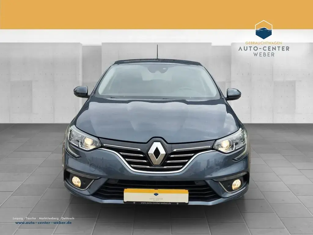 Main__Slider__Photo:Renault Megane IV 1.2 TCe 130 Energy Intens. *DynLicht*L 02/2017-1