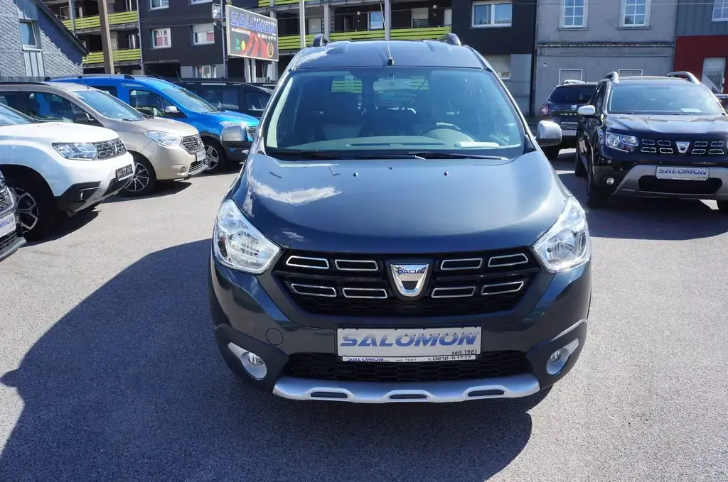 Main__Slider__Photo:Dacia Dokker Stepway+TCe 130 NAVI+CAM Sommer+Winter 05/2020-1