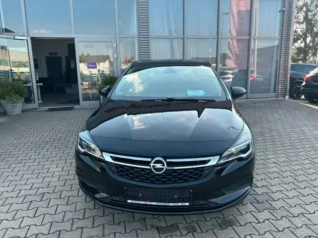 Main__Slider__Photo:Opel Astra K Lim. 5-trg. Business Start/Stop 06/2017-1