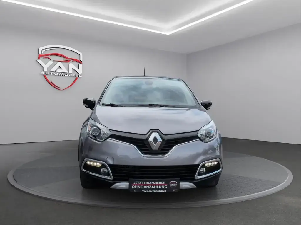 Main__Slider__Photo:Renault Captur Helly Hansen*AUTOMATIK*SITZHEIZUNG*NAVI* 10/2015-1