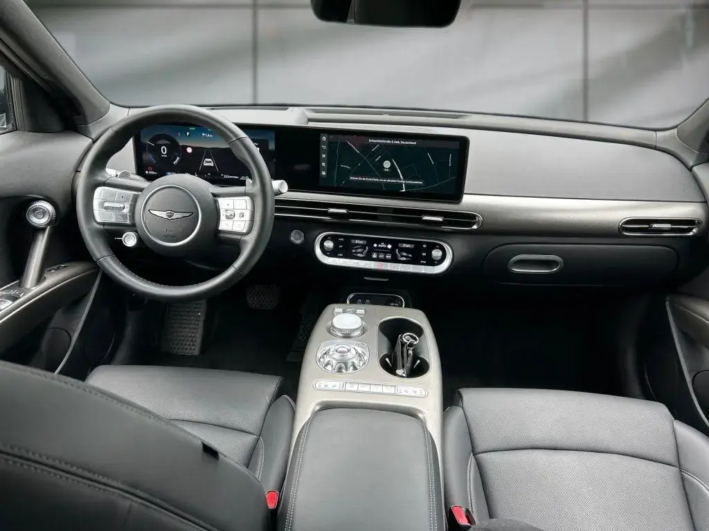 Main__Slider__Photo:Genesis GV60 AWD Sport Sitz. Kom. Tech. 12/2022-1