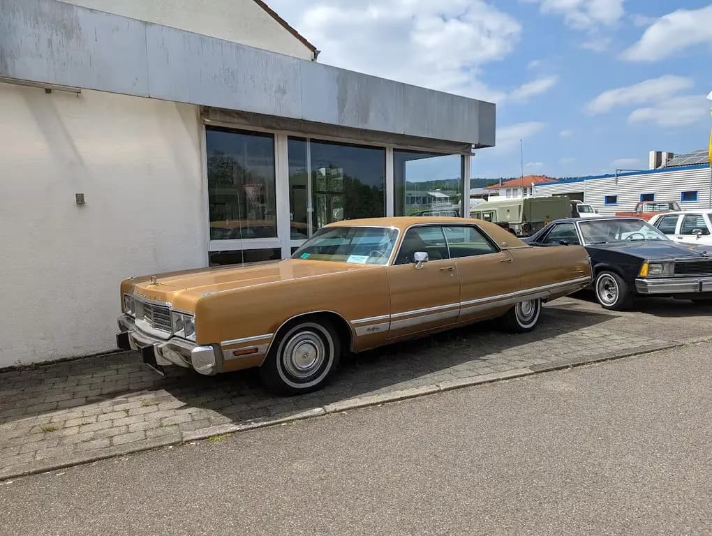 Main__Slider__Photo:Chrysler New Yorker 4 Door Hardtop Sedan H-Zul. 02/1973-0