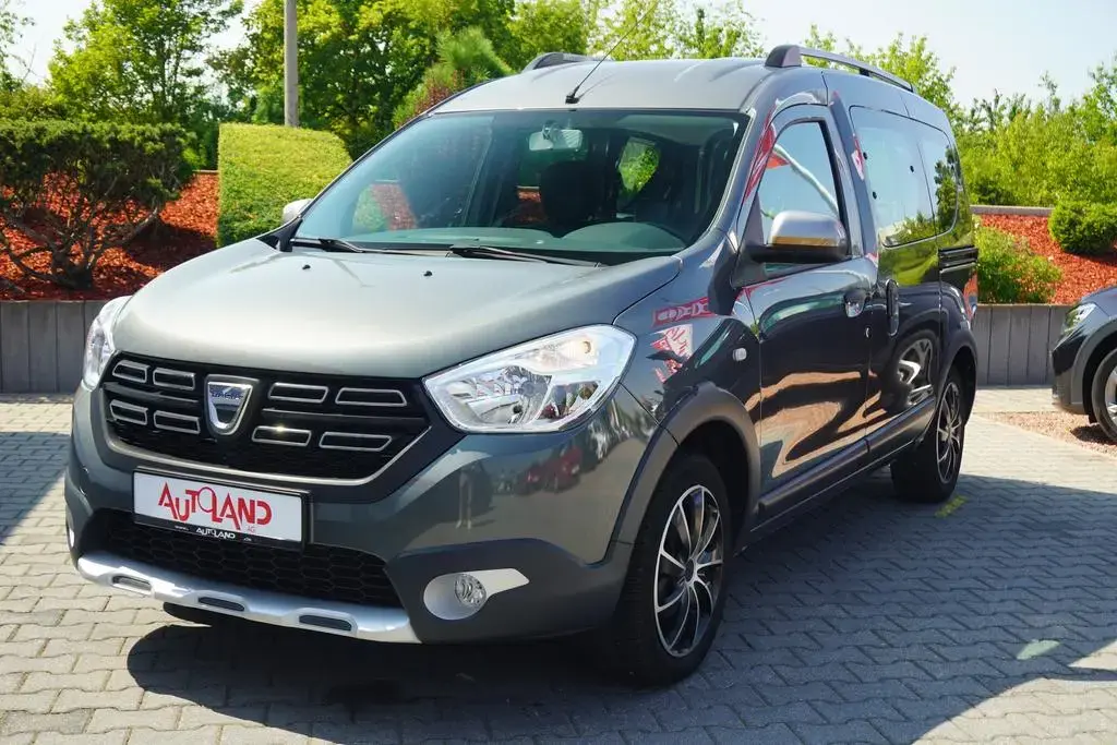 Main__Slider__Photo:Dacia Dokker 1.6 SCe Klima Navi PDC Tempomat 03/2018-1