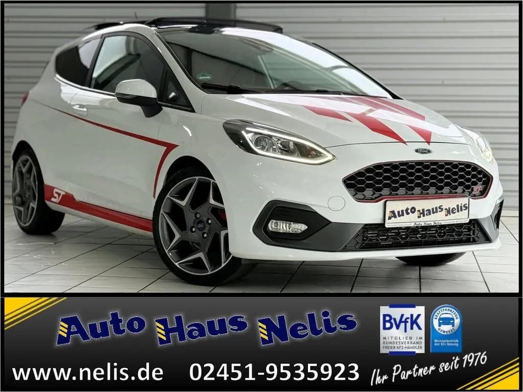 Main__Slider__Photo:Ford Fiesta ST 1,5 EcoBoost R-Cam DAB Panorama Assist 06/2019-0