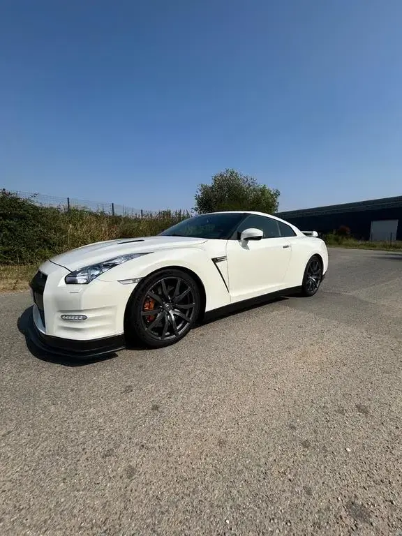 Main__Slider__Photo:Nissan GT-R 3.8l Black Edition Black Edition 12/2013-1