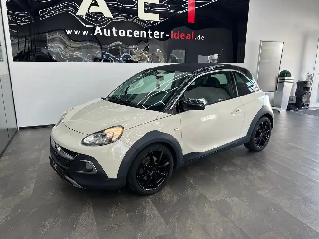 Main__Slider__Photo:Opel Adam 1.0 Rocks ecoFlex HU/AU 2028, Panoramadach 02/2015-1