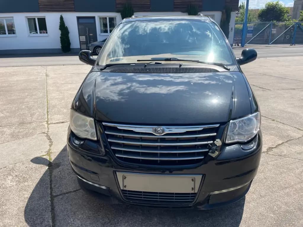 Main__Slider__Photo:Chrysler Voyager 2.8 CRD Grand Voyager Limited Behindert 09/2008-0