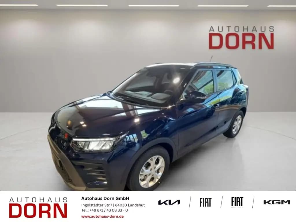 Main__Slider__Photo:Ssangyong Tivoli Quartz 1.5 2024 6MT 2WD Navigationssystem 01/2025-0